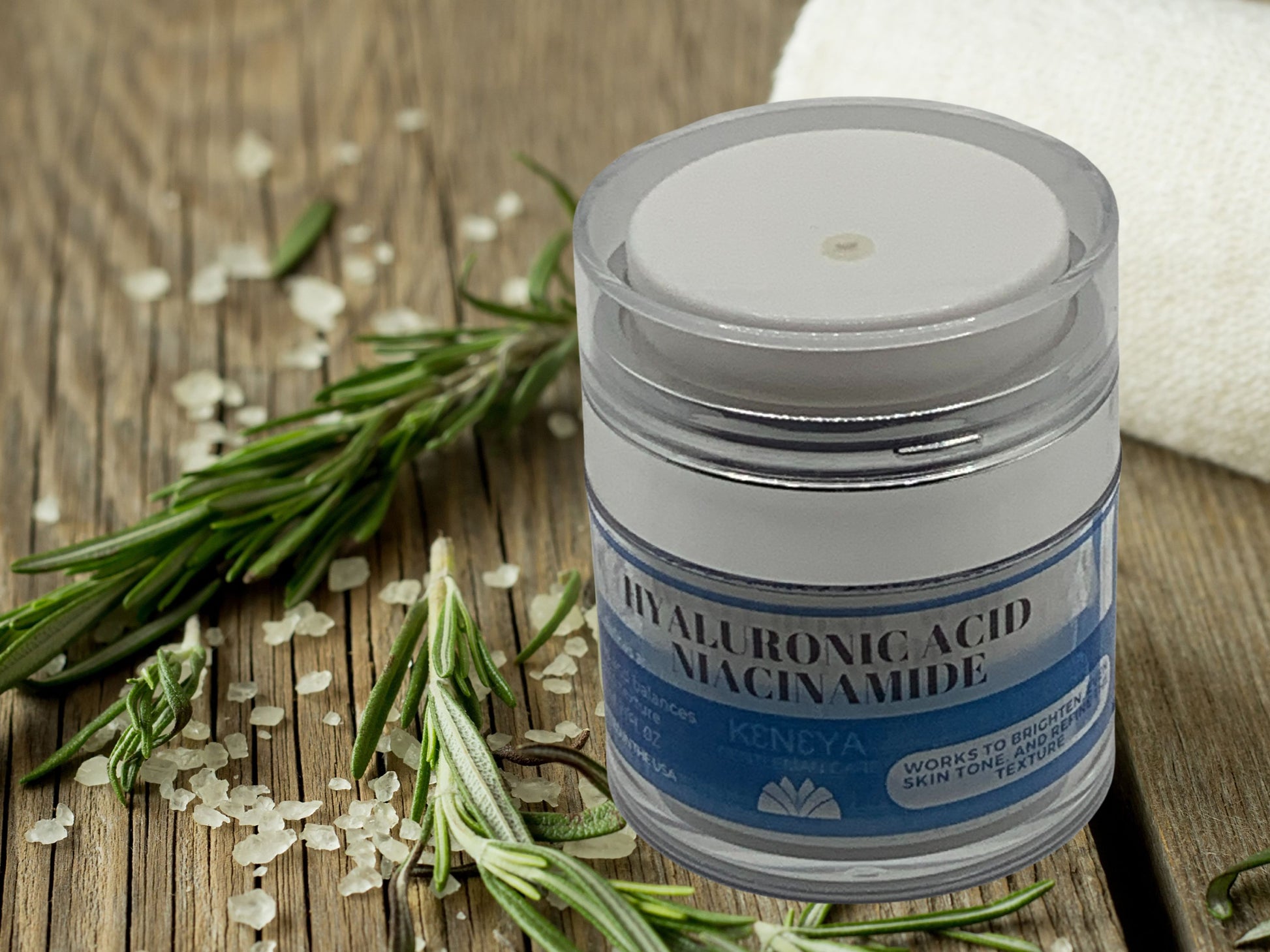 FACE CREAM IN A AIRLESS PUMP JAR 1 OZ